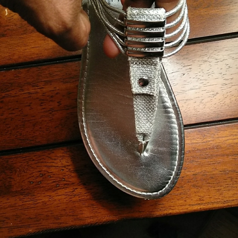 Sandals - Picture 2 of 4